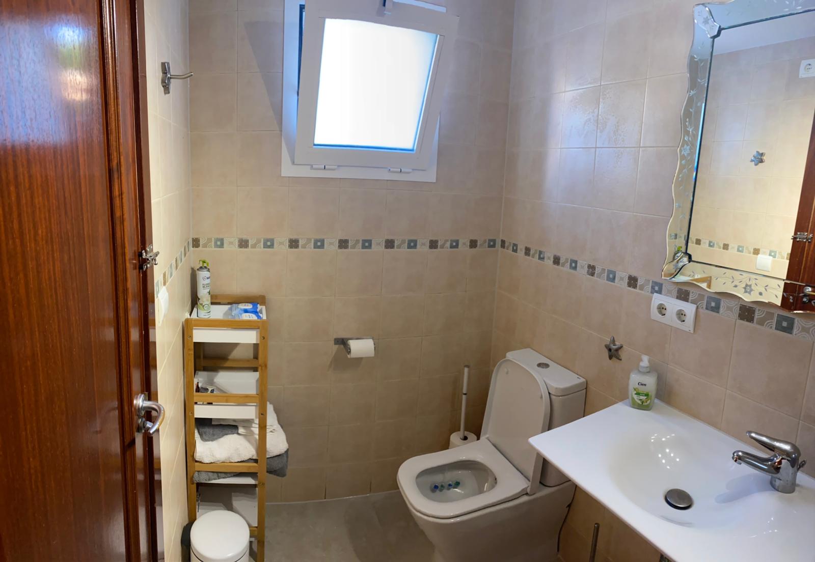 Resa estates ibiza longterm rental summer 2023 Cala Vadella Bathroom 3.jpg